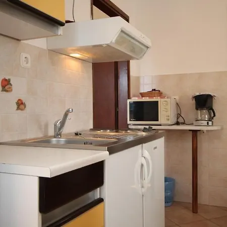 7042b Apartman *