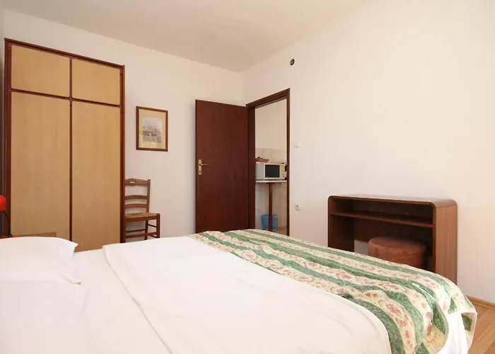 7042b Poreč