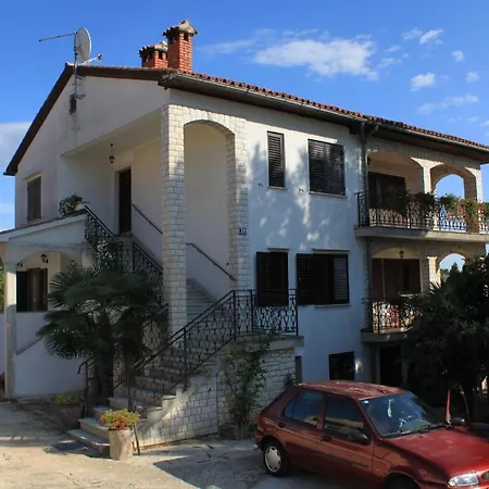 アパート 7042b *