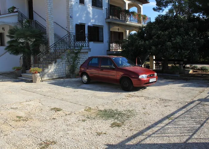 アパート 7042b ポレッチ