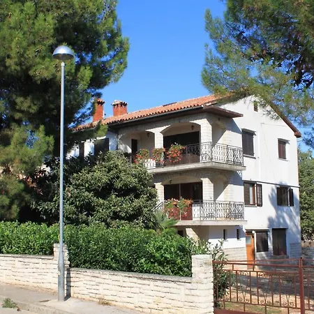 7042b Apartment